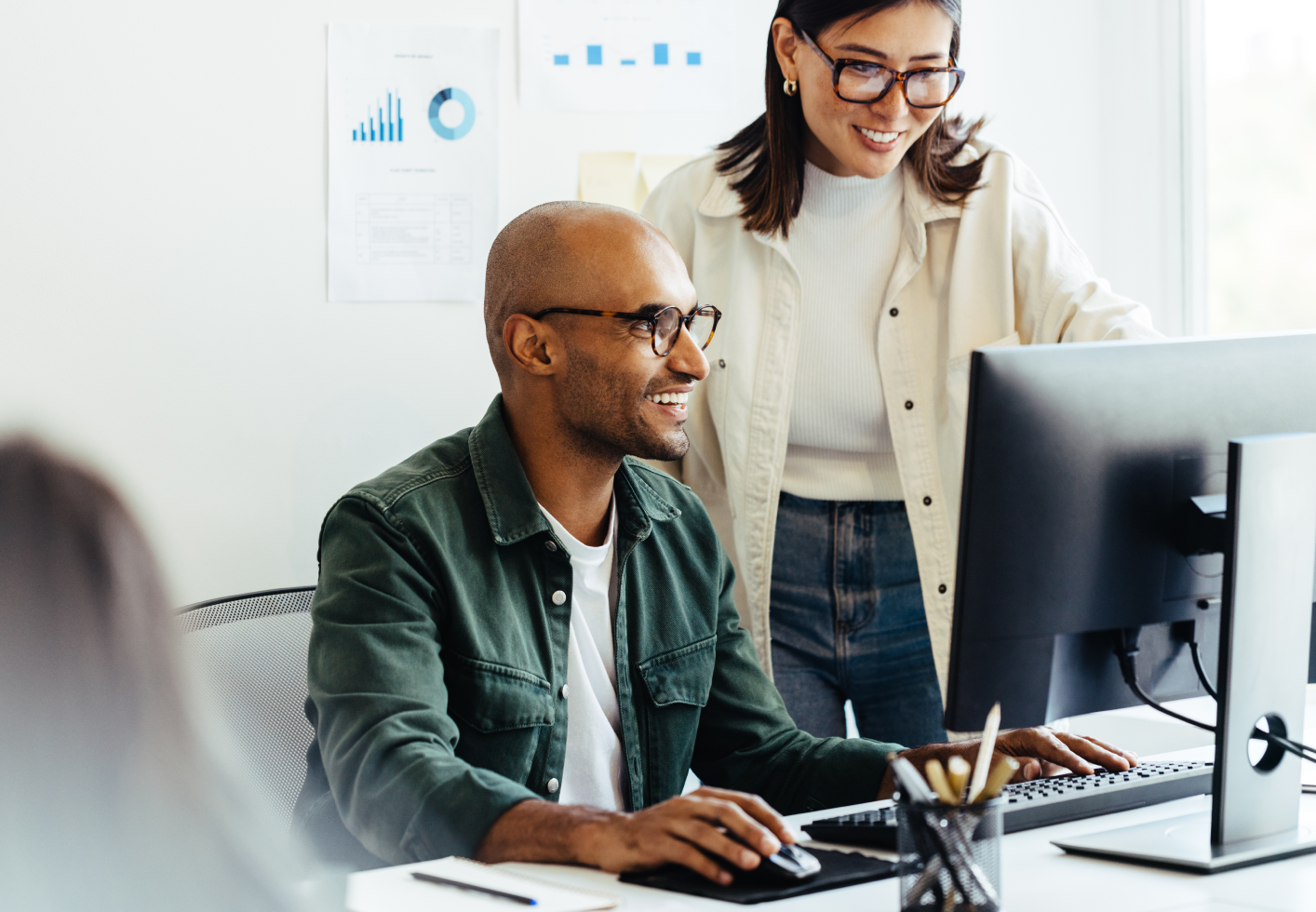 carousel_slide_media